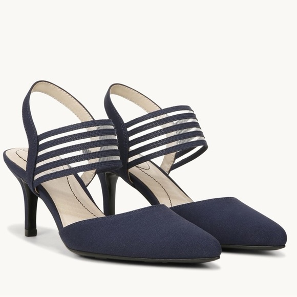 LIFESTRIDE Sanya Slingback Pumps (WIDE) - Picture 1 of 8